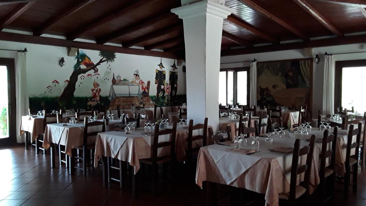 Hotel Bar Ristorante Pinocchio Arzachena Exterior foto