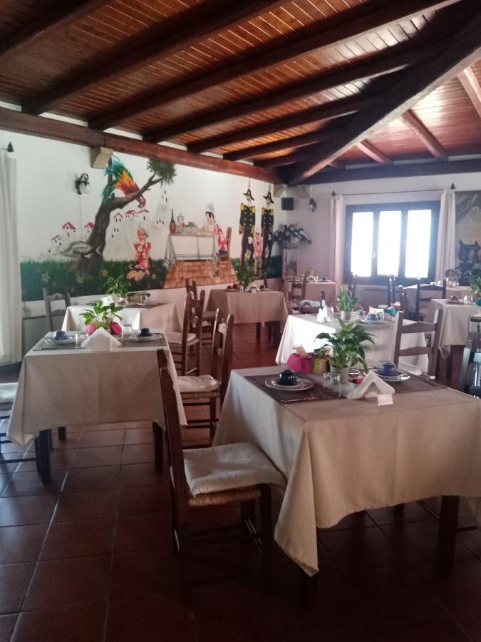 Hotel Bar Ristorante Pinocchio Arzachena Exterior foto